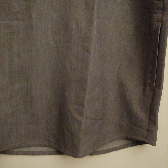 Figs Rafaela technical collection oversized gray Scrub Top - Picture 4 of 12